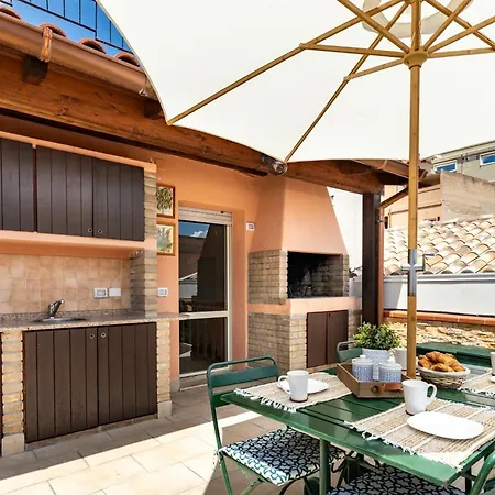 Casa Mistral